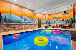 Family Lodge - Heated Pool, WiFi, Theatre, FirePit - Image 2