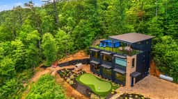 Rooftop Heated Pool - Fire Pit - Pool table - LUX - Image 2