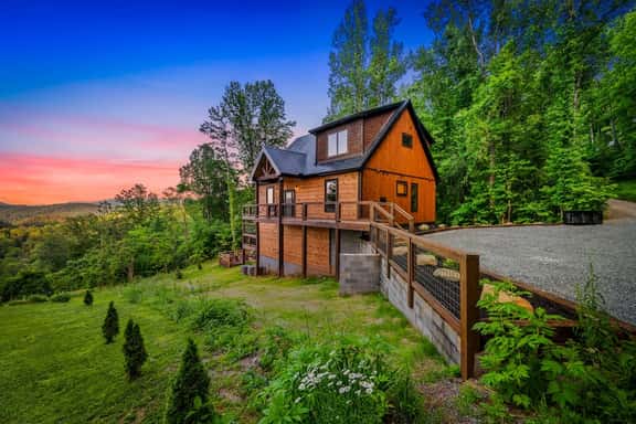 A Chalet Escape: Theater, Arcade & More - Image 1