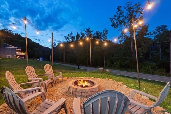 Riverfront • Private Dock • Hot Tub • Game Loft - Image 1